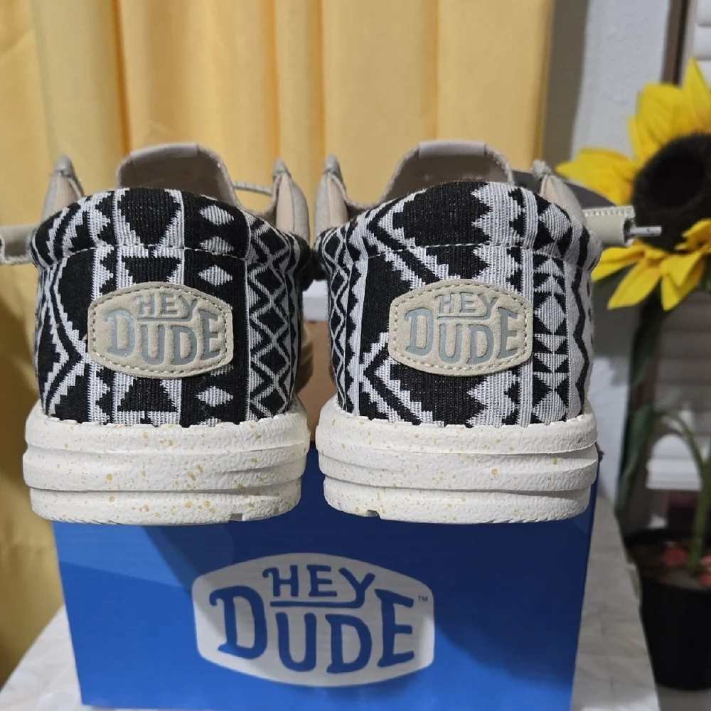 Hey Dude Men's Slip-On Loafers - Light Gray - Picture 3 of 5